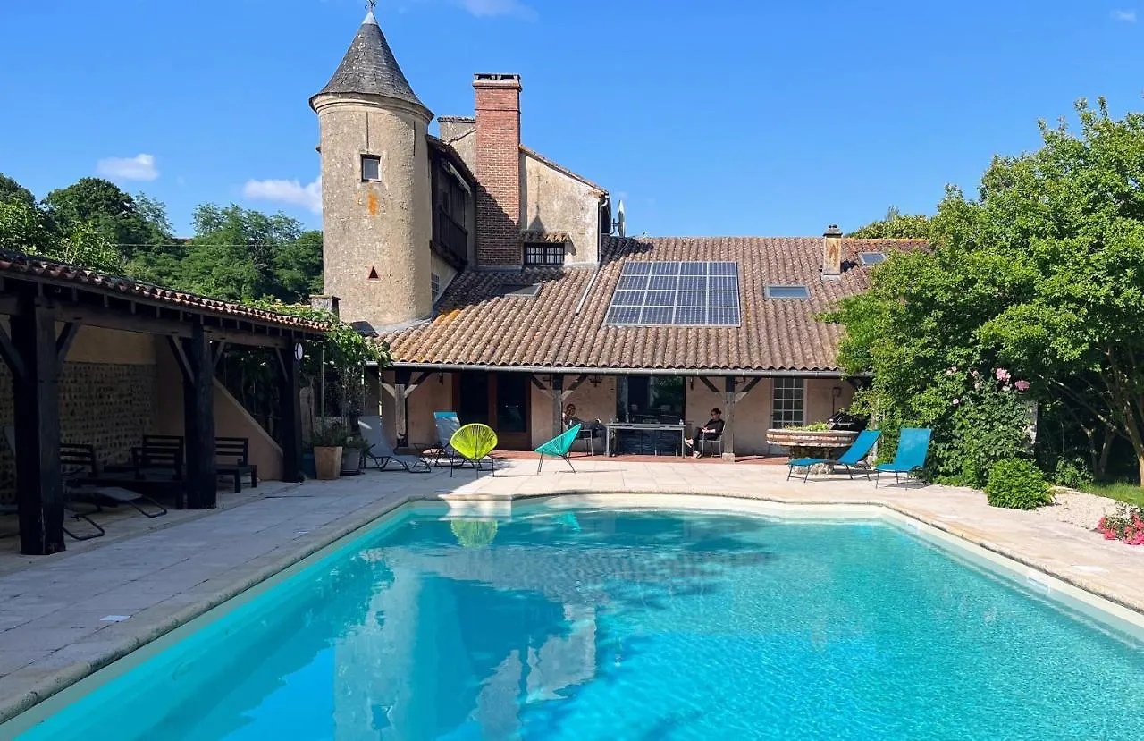 Maubourguet Villa - Sleeps 10 - Pool & Games