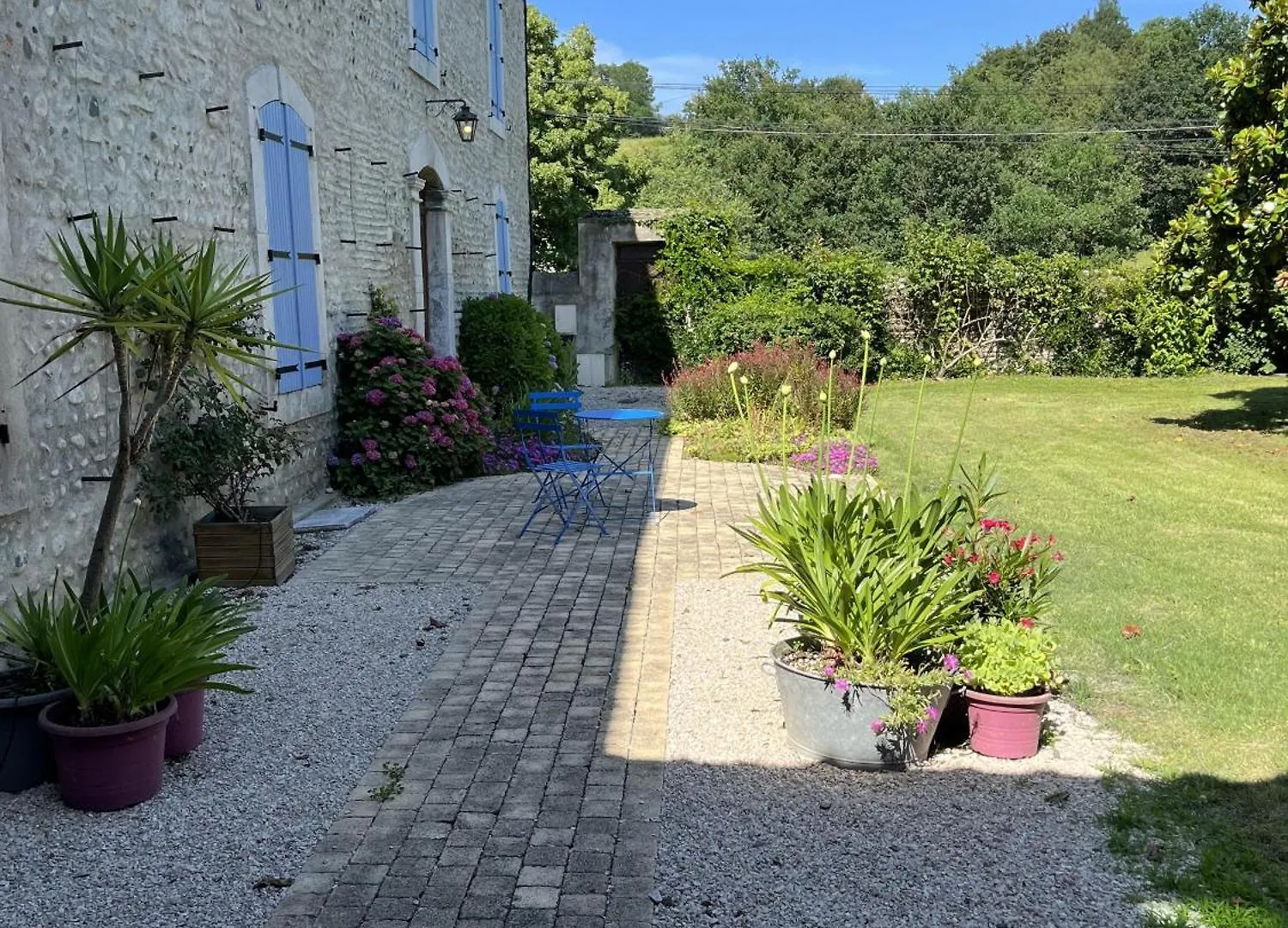 Maubourguet Villa - Sleeps 10 - Pool & Games Holiday home
